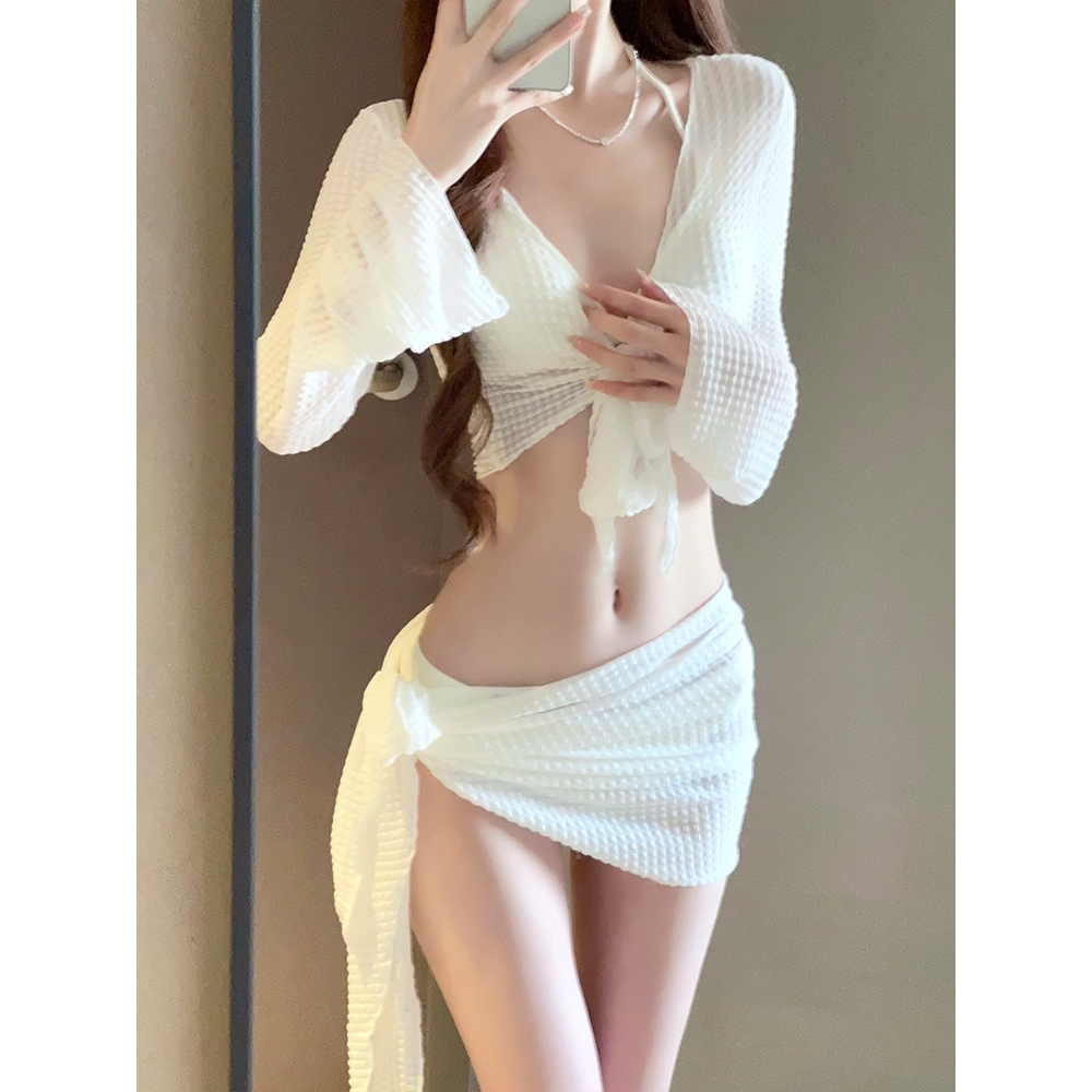 Đồ Bơi Nữ 2024 Bộ Bốn Mảnh Chia Kỳ Nghỉ Đồ Bơ bikini 2 mảnh Shopee