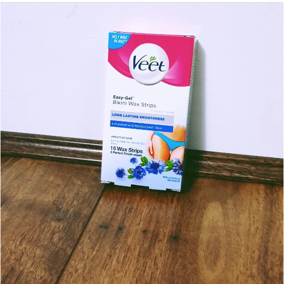 Miếng dán Wax Lông Vùng kín bikini Easy Gel Bikini Wax Strips Veet