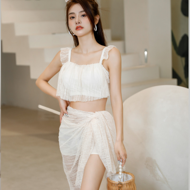 Bikini 2 Mảnh 3 Chi Tiết Đồ Bơi Sang Chảnh Có Khăn Choàng Quấn Che Mông