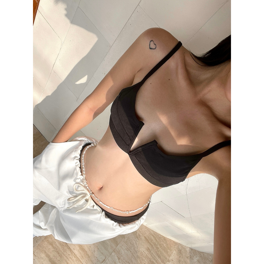 V cut Bikini Đồ bơi 2 mảnh xẻ chữ V The U label Shopee Việt Nam