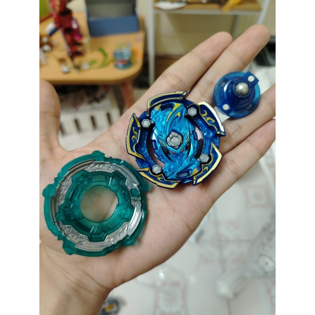 HIẾM Đồ chơi Beyblade Naked Spriggan chính hãng Shopee Việt Nam