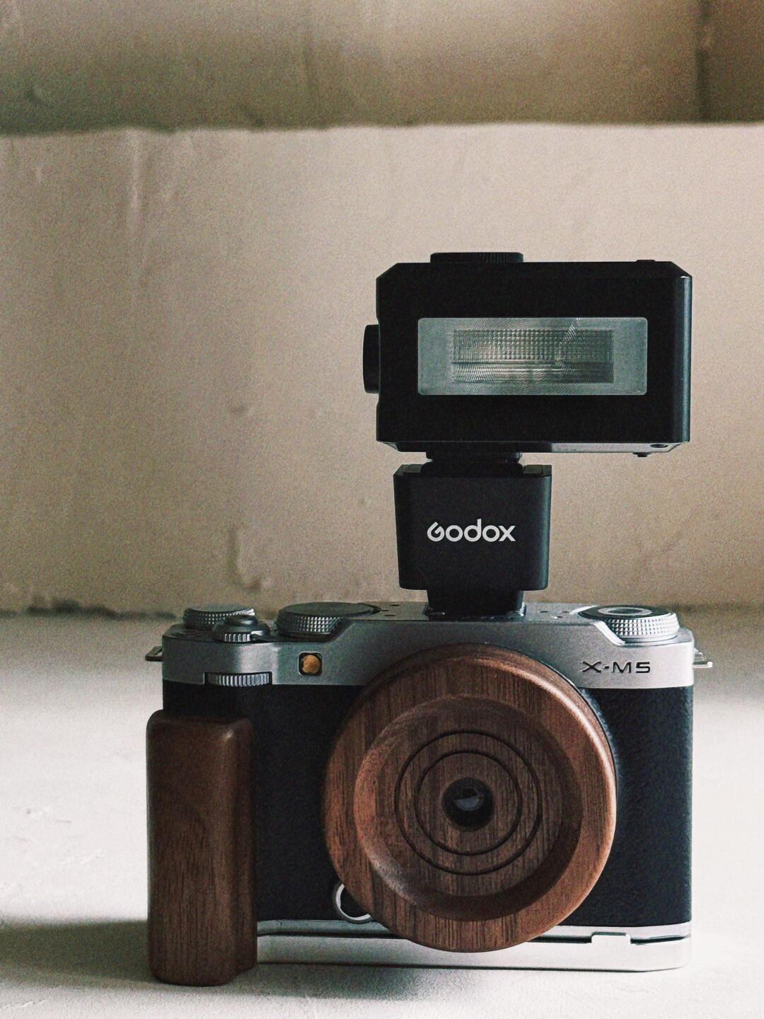 Đế gắn đèn Flash Godox TR TTL Hot Shoe Riser và Godox FS R dành cho