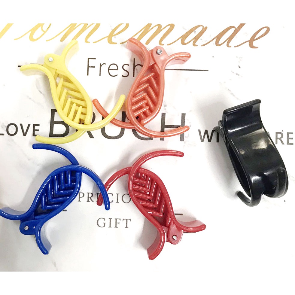 Kẹp tóc 3 răng màu bóng loại 2 - Màu hồng