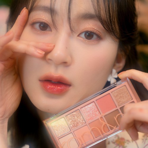 Bảng Phấn Mắt 10 Màu Siêu Lấp Lánh Romand Better Than Eye Palette