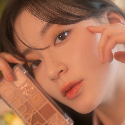 Bảng Phấn Mắt 10 Màu Siêu Lấp Lánh Romand Better Than Eye Palette