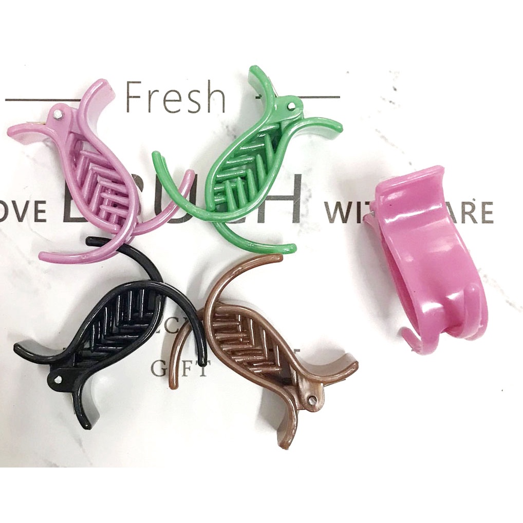 Kẹp tóc 3 răng màu bóng loại 2 - Màu xanh