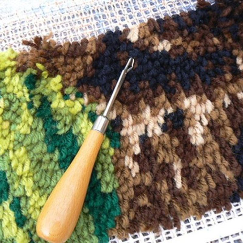 Pattern Rug Hooking Mesh Canvas  Bent for Latch Hook DIY Kit Tool for