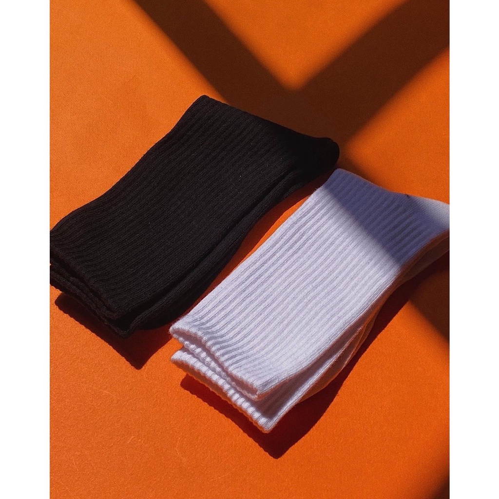 Tất Vớ Nam Nữ Haste Cổ Cao Trơn Trắng Đen Đơn Giản Phong Cách Thể Thao Vải Cotton Khử Mùi Thoáng Khí