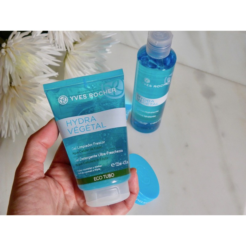 Gel Rửa Mặt Cấp Ẩm Yves Rocher Ultra Fresh Cleansing Gel 125ML | Shopee ...