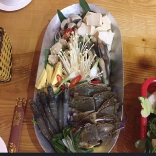 Khay lẩu , Nồi lẩu cá chép om dưa bằng nhôm tiện lợi