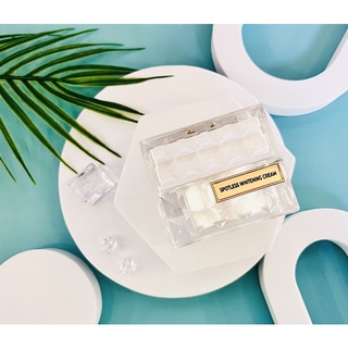 kem dưỡng da mặt spotlesswhite