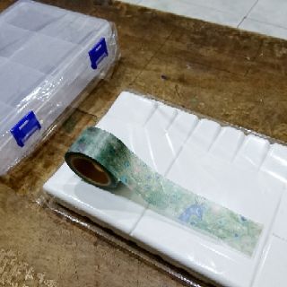 Hộp nhựa đựng băng dính washi tape - có size vừa va size to