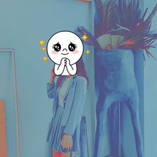Set vest chân váy xếp ly quảng châu