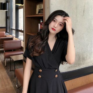 Đầm cổ V quảng châu