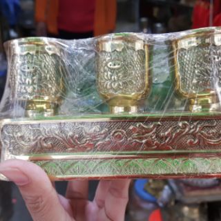 Kỷ Thờ Rượu/ Nước 3 Chén bằng Đồng Vàng