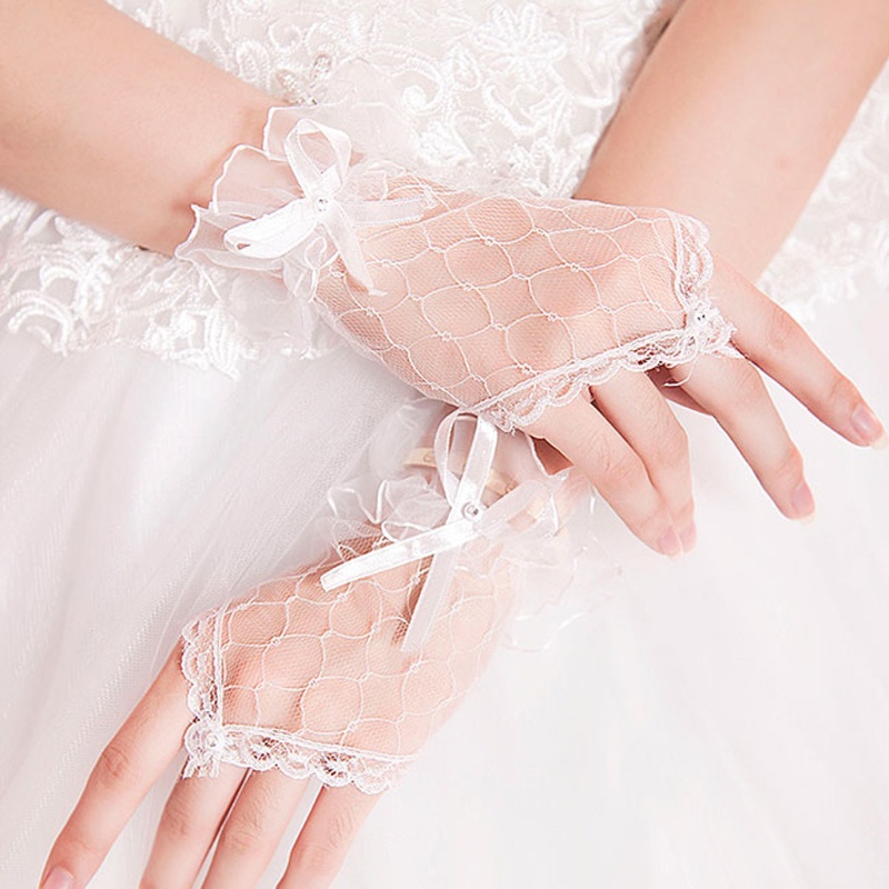Găng Tay Ren Trắng Hở Ngón Thanh Lịch Cho Bé Gái