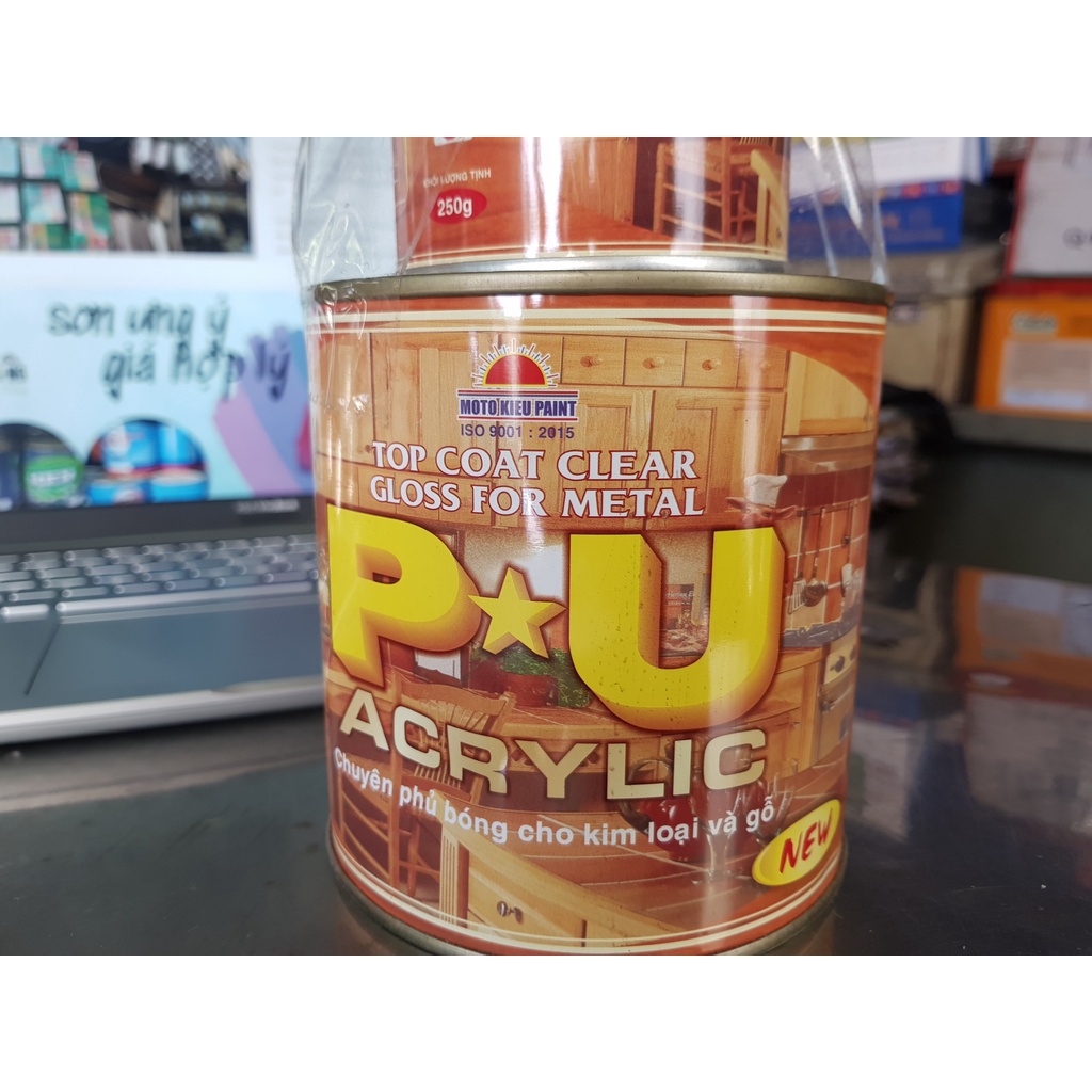 SƠN DẦU PHỦ BÓNG KIM LOẠI, GỖ P.U MOTOKIEU 2K  1.1KG + LON CHẤT CỨNG