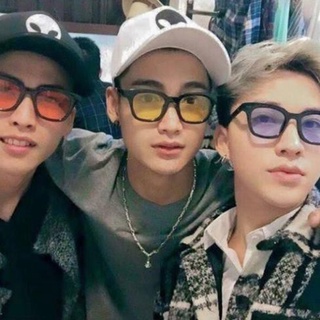 Kính mắt râm mát nữ nam chống tia UV thời trang phong cách Hàn Quốc gọng kính chữ V siêu hot thay được tròng cận 241