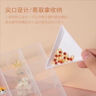Khay tam giác đựng đá , combo 5 cái đựng phụ kiện nail bằng nhựa