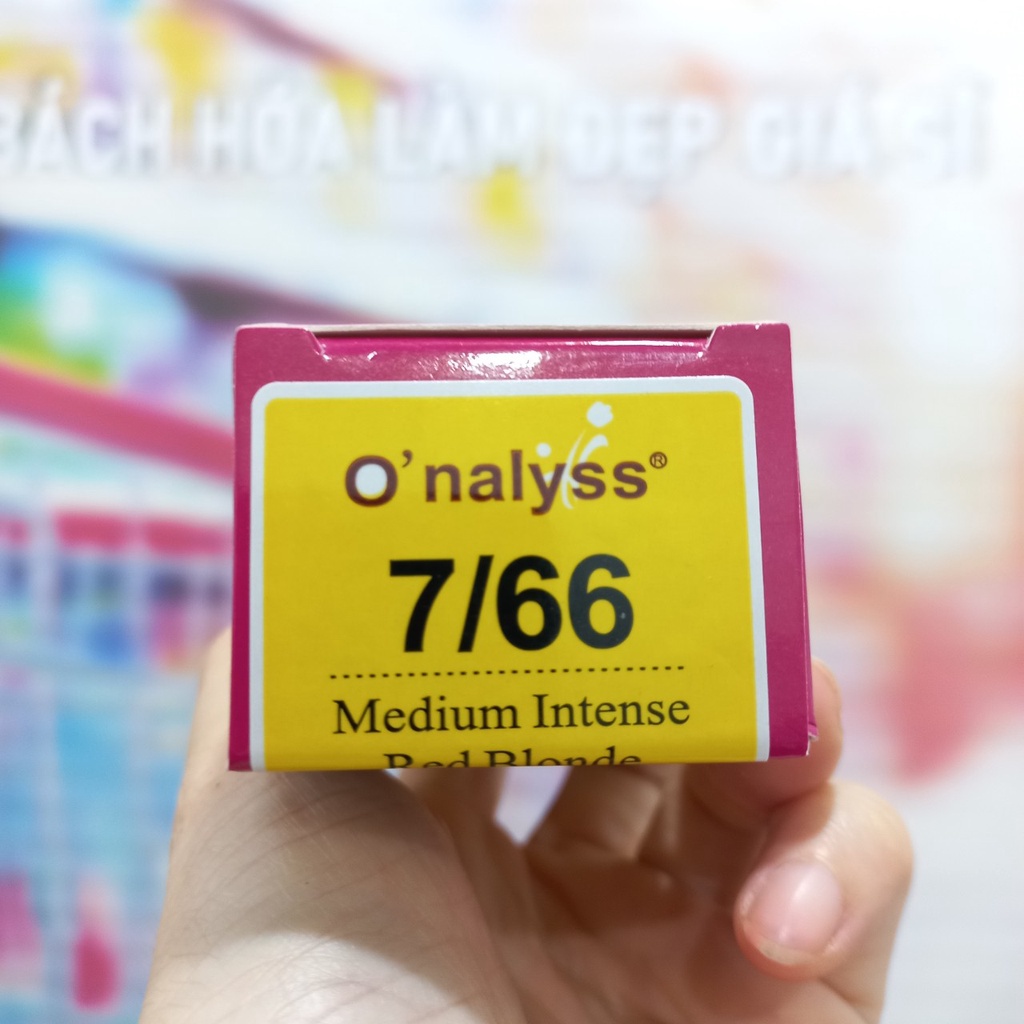 O\'nalyss Hair Color Cream: O\'nalyss Hair Color Cream là một giải pháp hoàn hảo cho những người yêu thích tóc nhuộm. Với công thức độc đáo, sản phẩm cung cấp màu sắc tự nhiên và bóng mượt cho mái tóc của bạn mà không gây hại cho tóc. Hãy khám phá các tông màu đa dạng và tìm kiếm màu sắc phù hợp với phong cách của bạn.