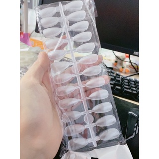Móng mẫu nail tập sơn  ( ko dán được trên móng thật ) - set 120 móng mẫu phom bầu , tròn