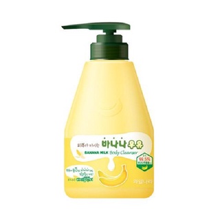 Sữa tắm thảo dược sữa và tinh chất chuối cung cấp độ ẩm và làm mềm da Welcos banana milk body cleanser 560g