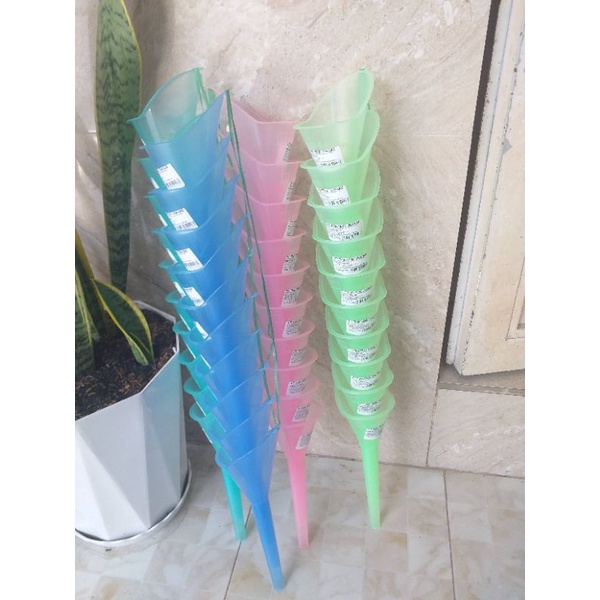 Quặng nhựa rót dầu nhớt
