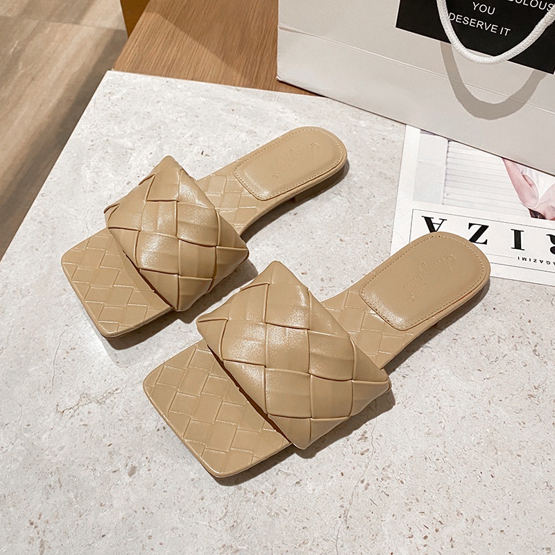 Size Lớn 33-43 Dép Nữ Mặc Ngoài Ngón Chân Vuông Lớn Dệt Lật Dép Đế Bằng Size Lớn Giày Lười Mùa Hè Chống Trơn Trượt Nữ