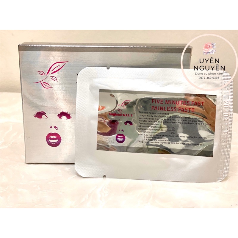 Miếng dán môi England Kiay hộp 12 miếng