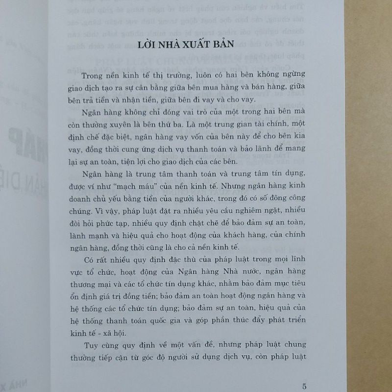 Sách - Cẩm nang pháp luật ngân hàng (Nhận diện những vấn đề pháp lý)