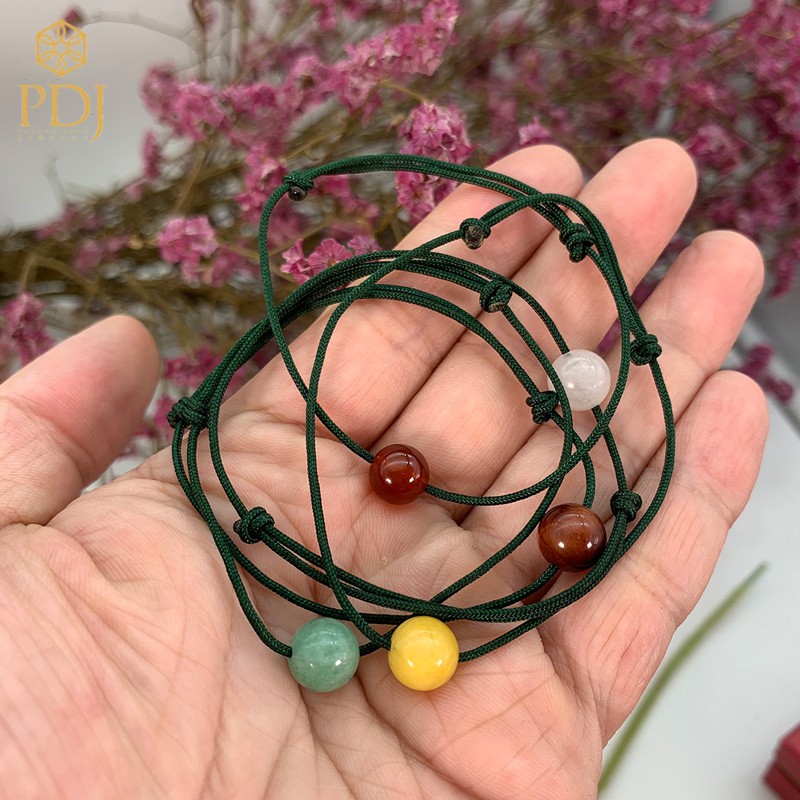 Ảnh Vòng tay sợi chỉ đỏ may mắn mix charm bi phong thủy, đủ loại màu sắc tươi đẹp - SP000419 - Trang sức PDJ 1