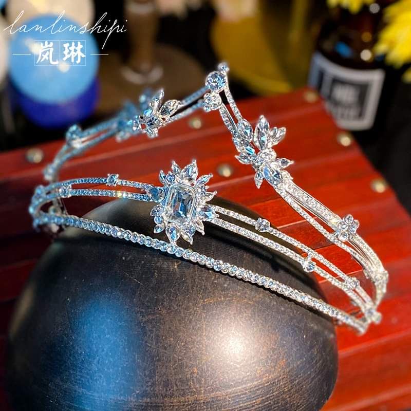 Các mẫu vương miện đội đầu cô dâu mới nhất, vương miện đội đầu cô dâu phong cách Châu Âu, phụ kiện cưới