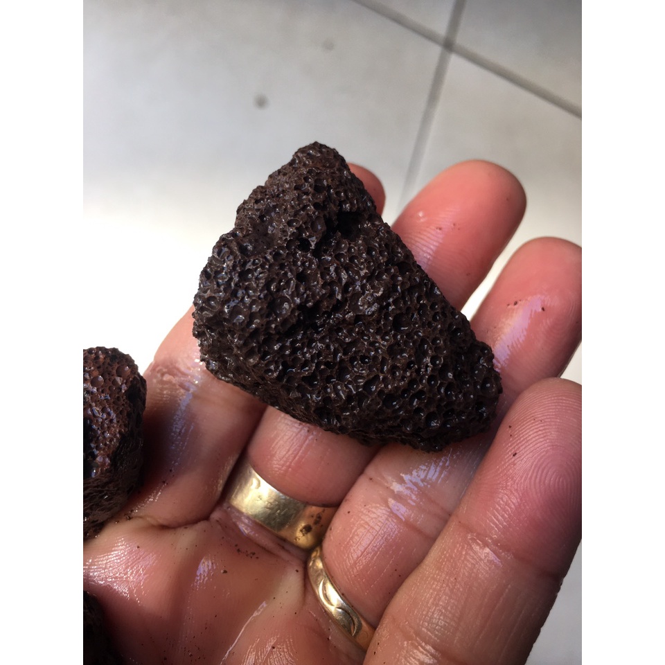 1kg Nham thạch đỏ VIỆT NAM( Vật liệu lọc nước bể cá cảnh-bể koi.