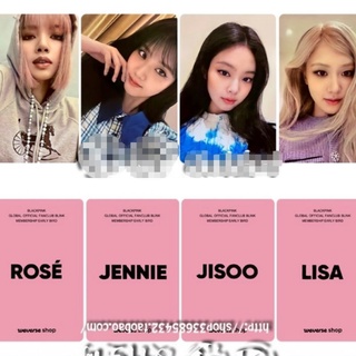 Bức ảnh Rose Lisa với hoa hồng nổi bật trên nền trắng tạo nên một cảm giác nhẹ nhàng và đầy sức sống. Dành cho những ai yêu thích sự tinh tế và đẹp đẽ, hãy khám phá bức ảnh này để tìm hiểu thêm về nghệ thuật sắp đặt hoa hồng.