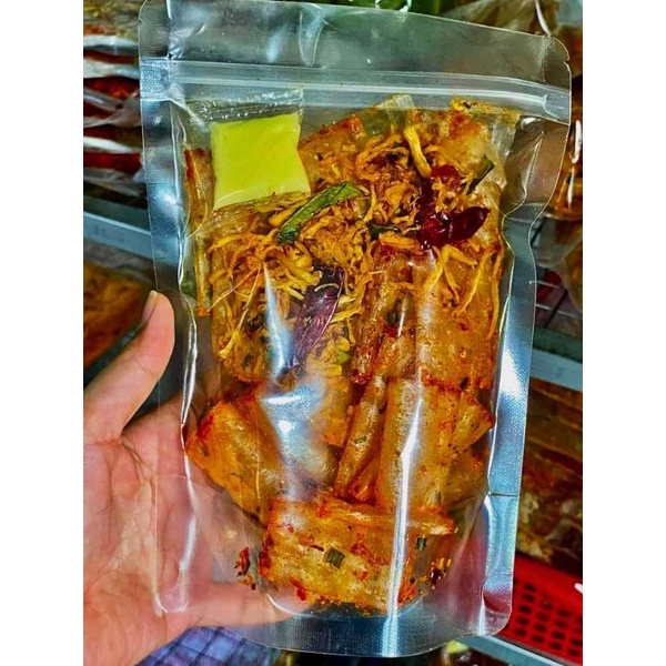 bánh tráng mix khô gà cay