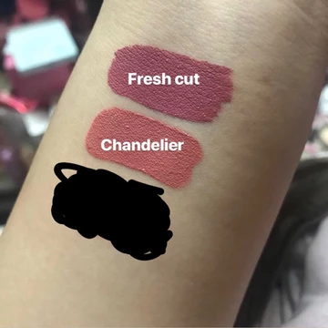 [NEW 100%] Pass son kem Colourpop màu Fresh Cut hồng đất và Chandelier nude hồng cam new 100%