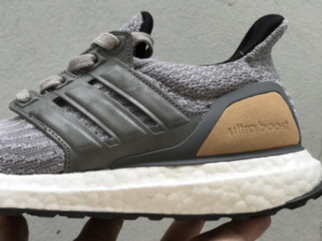 adidas gazelle silver green womens adidas Ultra Boost 5 GORE-TEX Mens Running Shoes