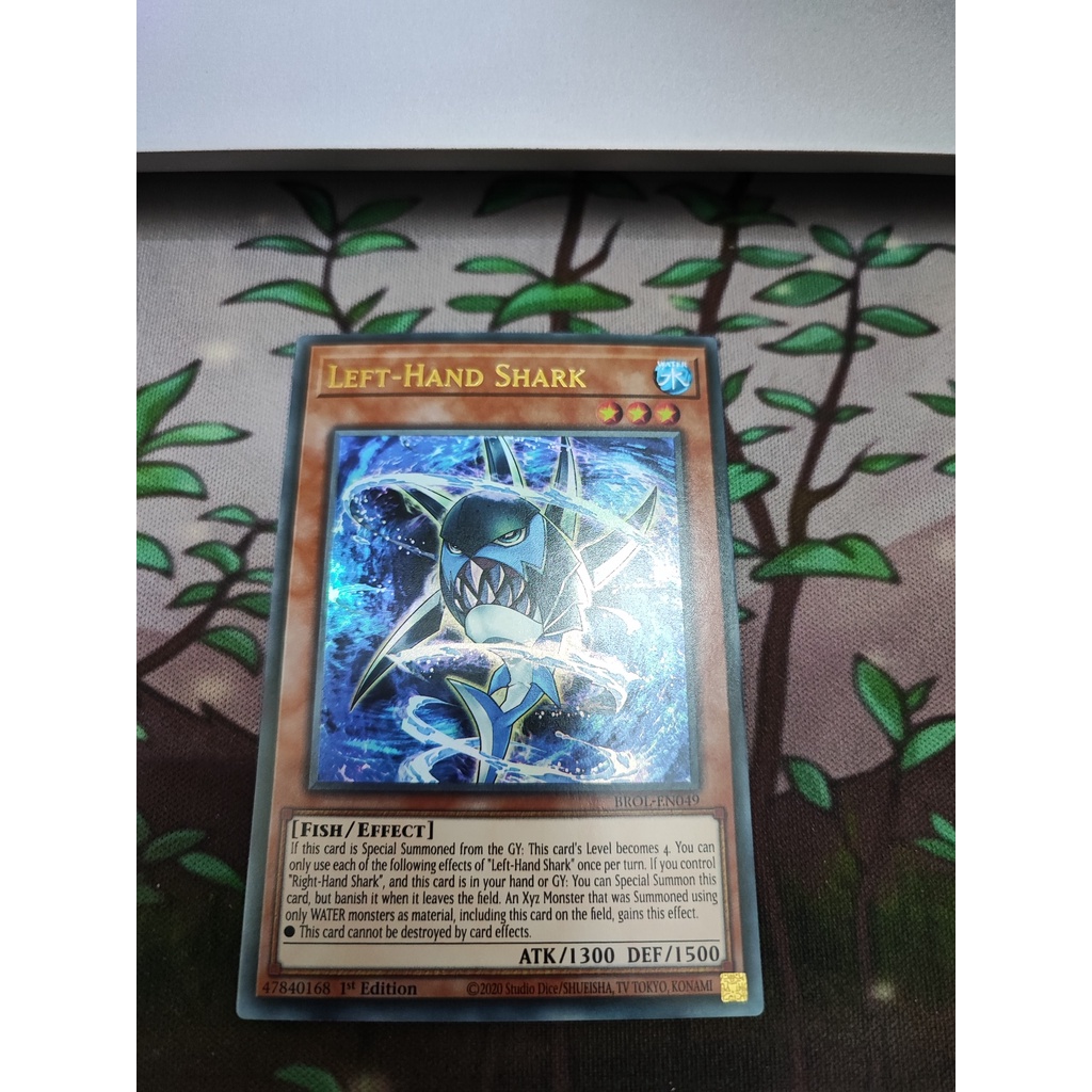 [Yugioh Funny Shop] 1 lá thẻ bài Left-Hand Shark - BROL-EN049 - Ultra ...
