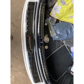 Ốp chống trầy cốp trong, ngoài xe Hyundai Accent đời 2018 - 2020, 2021-2023, 2024-2025 Vân TITAN cao cấp, sáng bóng