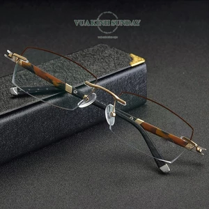 Gọng kính cận khoan titanium phối đồi mồi VD194