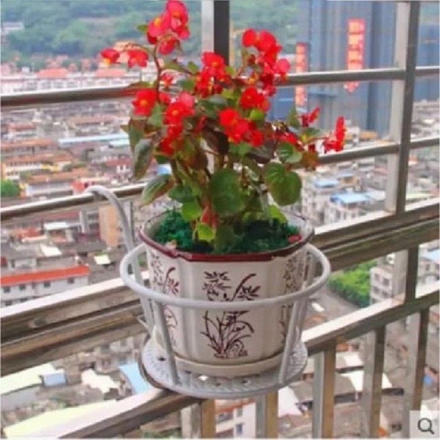 KỆ ĐỂ LỌ HOA BAN CÔNG, PHUN SƠN TĨNH ĐIỆN( CHỐNG GỈ ) CÓ MÓC TREO, TRANG TRÍ DECOR BAN CÔNG, SÂN VƯỜN