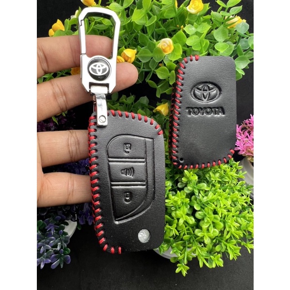Bao da chìa khoá gập ô tô Toyota Fortuner 2019, Atis, Innova chìa gập 3 nút  Type 2- Toy30 6B3