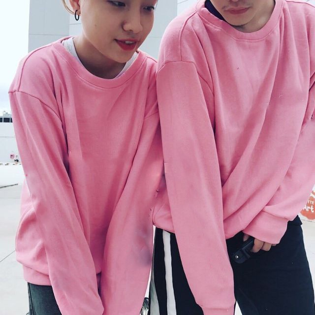 Áo Thun Sweater Pink Unisex