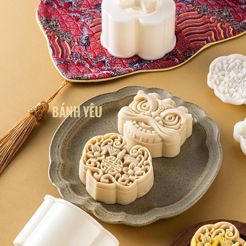 Khuôn bánh Trung Thu Lò Xo 150g 1 mặt - Đầu Lân / Khóa Trường Mệnh
