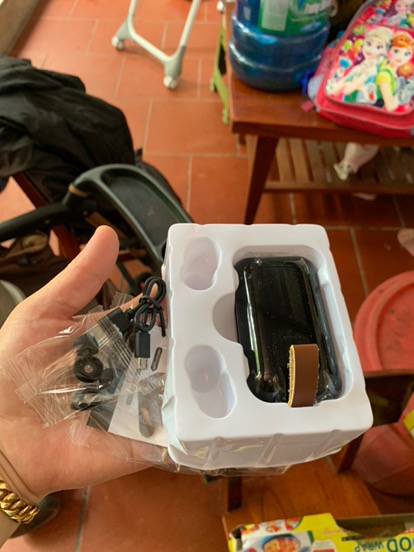 Tai nghe AMOI F9 Pro và phụ kiện