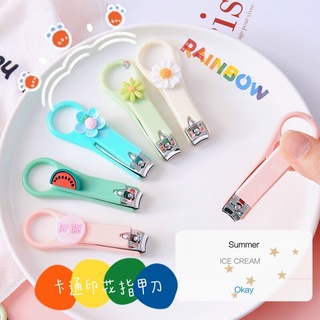 Cắt móng hoa quả