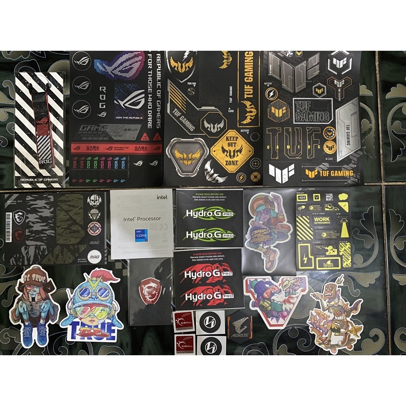 COMBO LOGO STICKER ROG ASUS TUF + MÓC KHOÁ ROG | Shopee Việt Nam