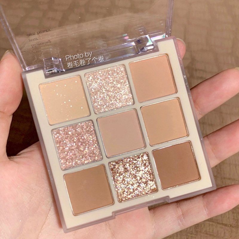 Bảng Phấn Mắt 9 Ô Hoa Gặp Hoa Nở Dikalu Blooming Your Own Beauty - DKL - 901