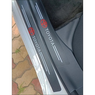 Sticker Sợi Carbon Dán Bảo Vệ Đuôi Xe Hơi Toyota Vios Avanza Yaris Corolla Camry CHR RAV4