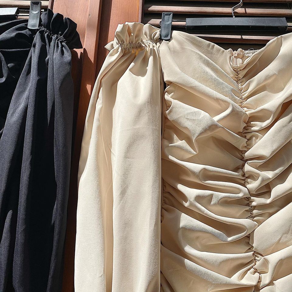 ĐẦM TRỄ VAI NHẤN THÂN 2 MÀU - SISI DRESS